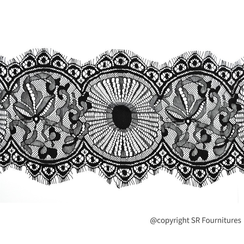 Dentelle chantilly - 60 mètres