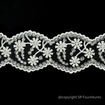 Dentelle nylon - 50 mètres